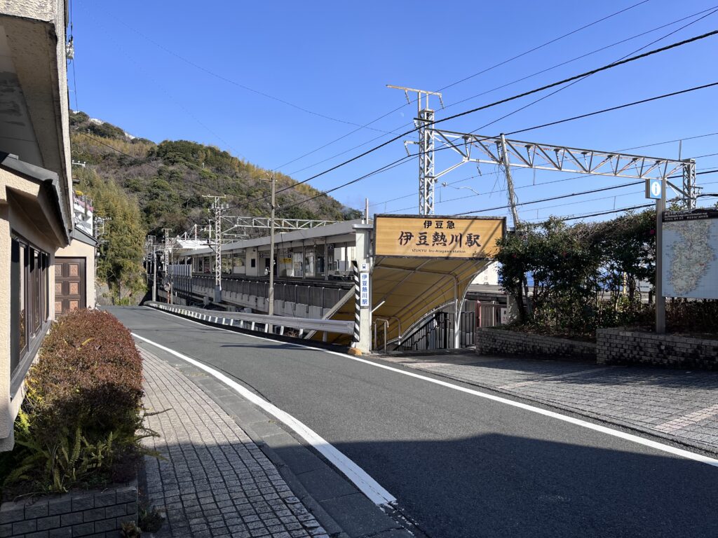 駅出口